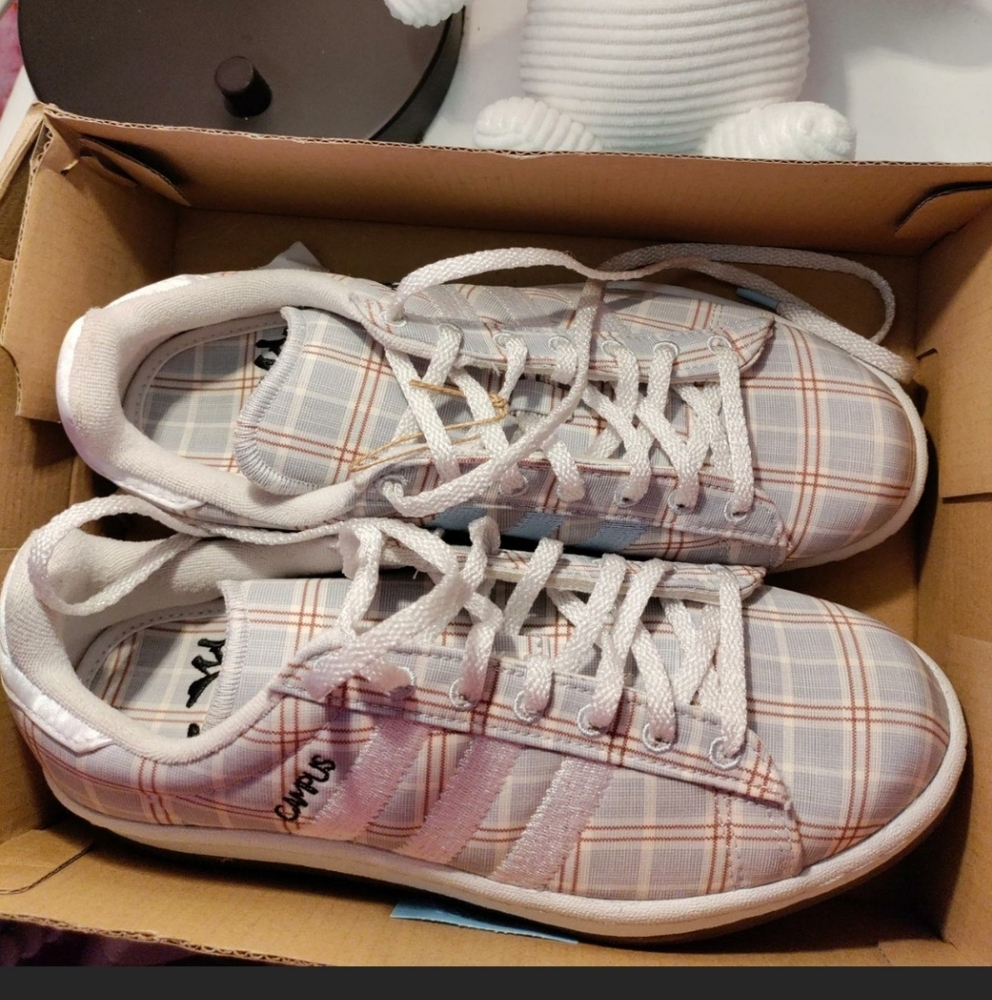 Brand new Adidas campus $99 value